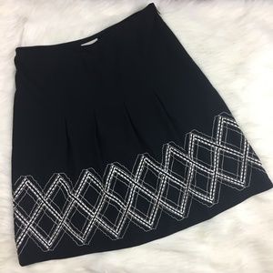 🎉SALE LOFT Embroidered Zigzag Skirt Size 10